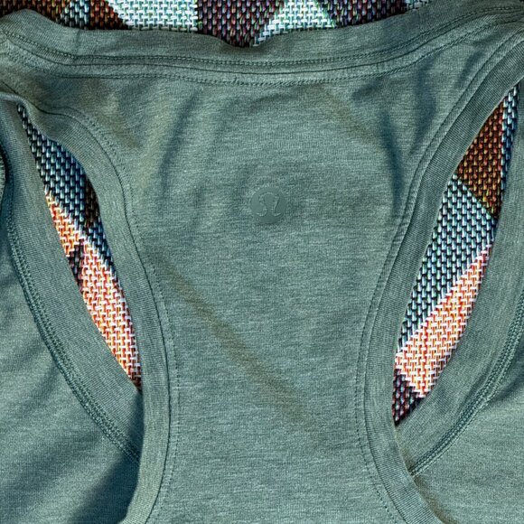 Lululemon Love Tank Top size 4 Heathered Medium Forest - Picture 5 of 5
